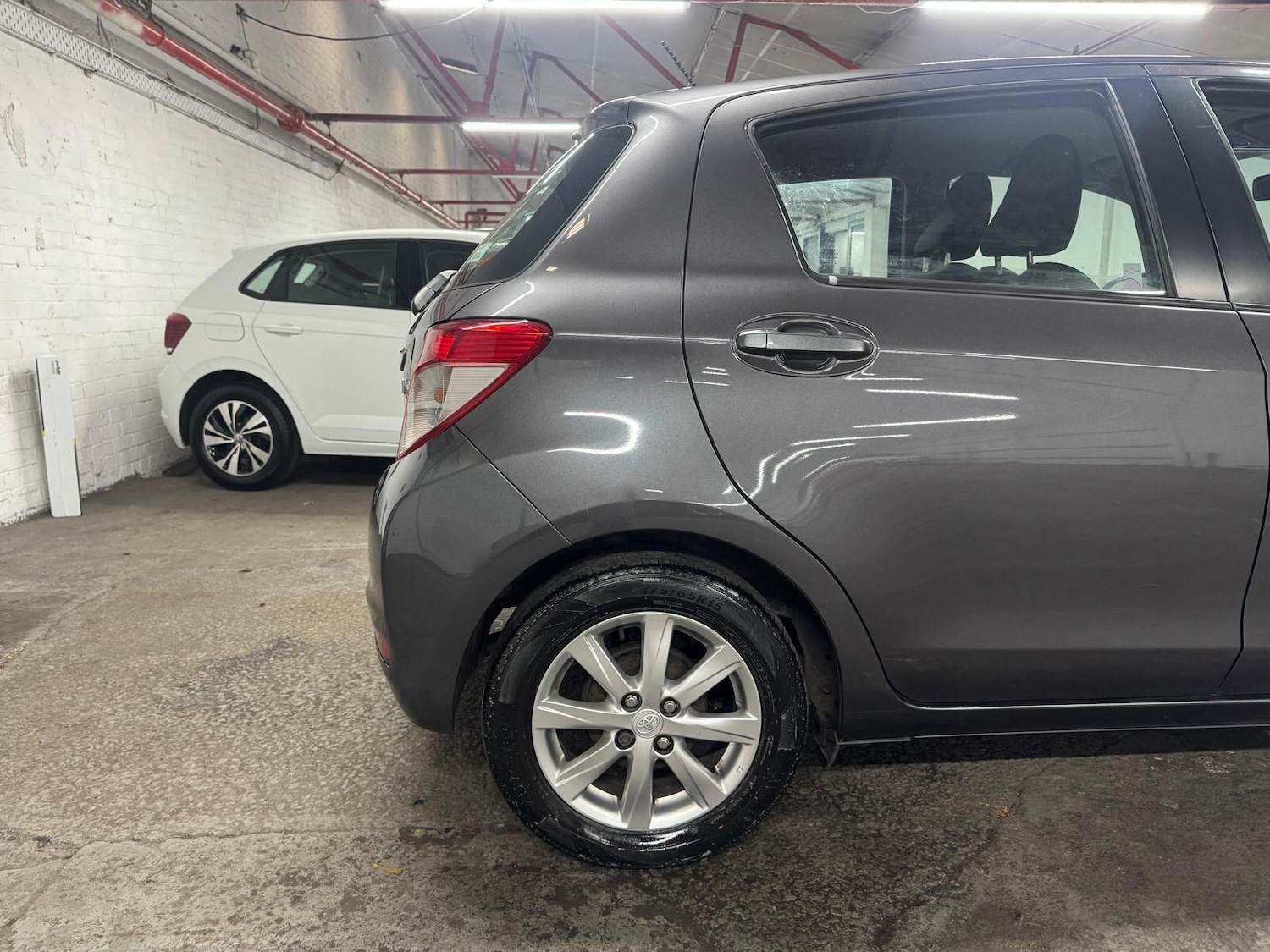 Used Toyota Yaris for sale - 77793409: Photo 24