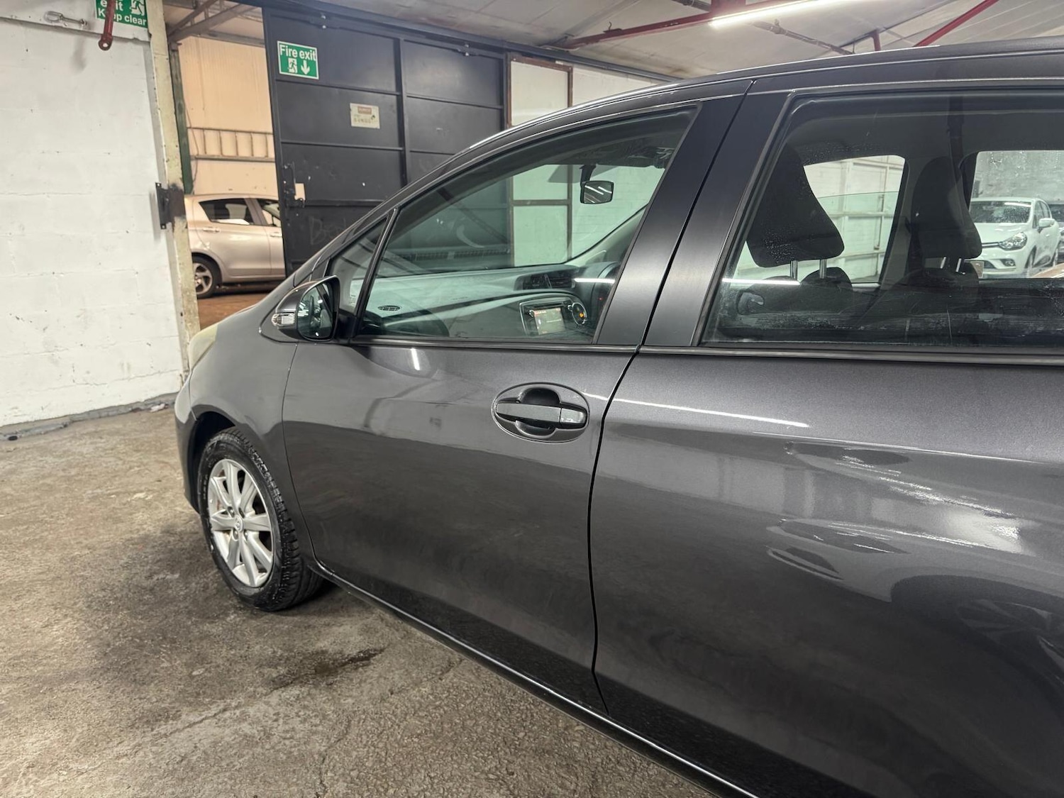 Used Toyota Yaris for sale - 77793409: Photo 28