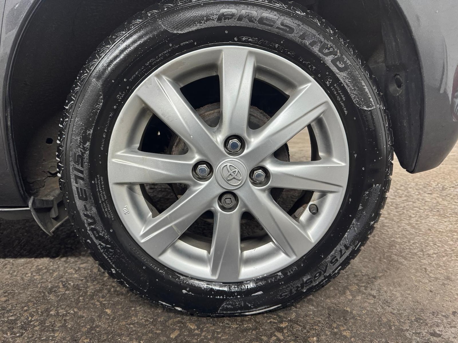 Used Toyota Yaris for sale - 77793409: Photo 29