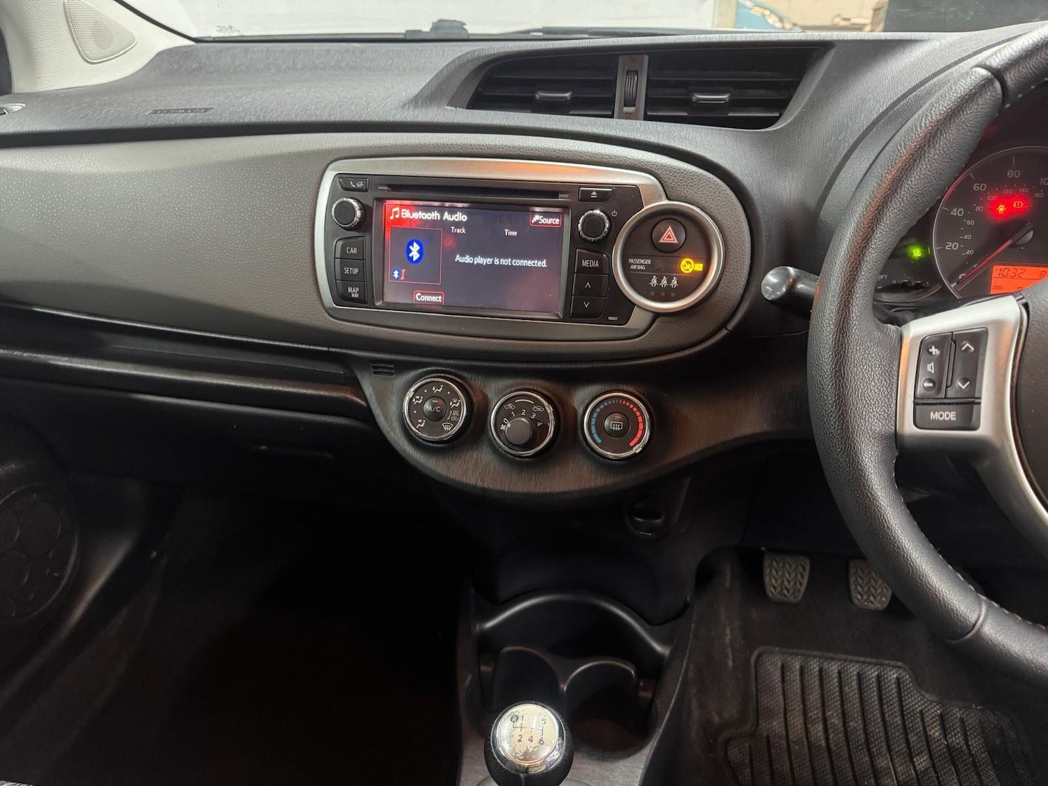 Used Toyota Yaris for sale - 77793409: Photo 8