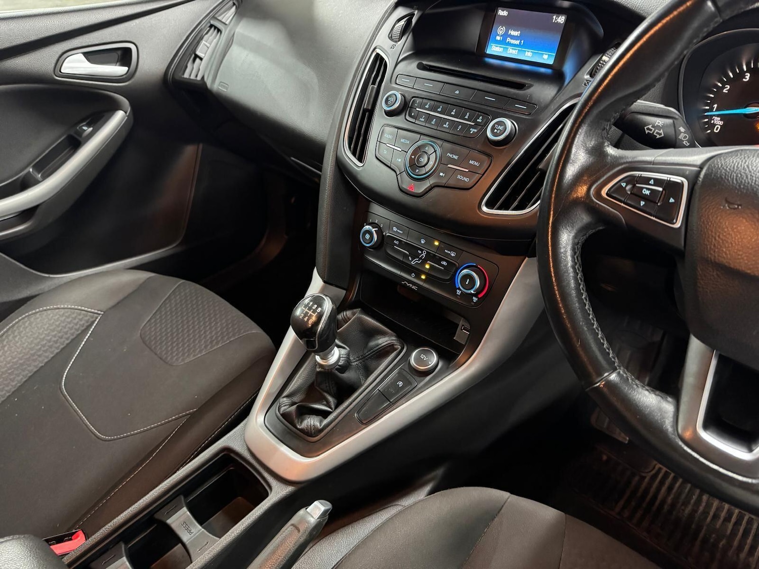 Used Ford Focus 2014 for sale - 76849761: Photo 24