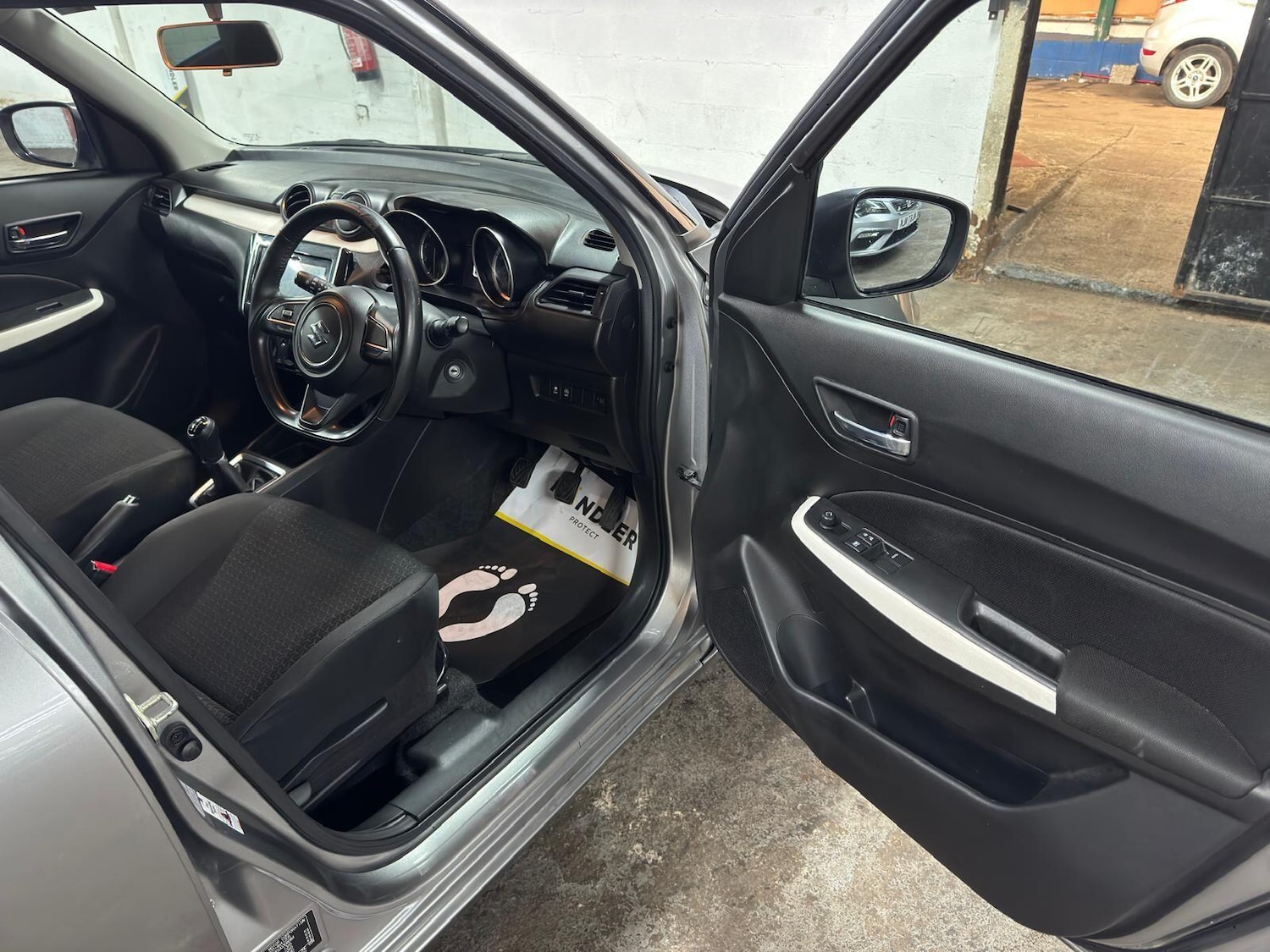 Used Suzuki Swift for sale - 78214836: Photo 10