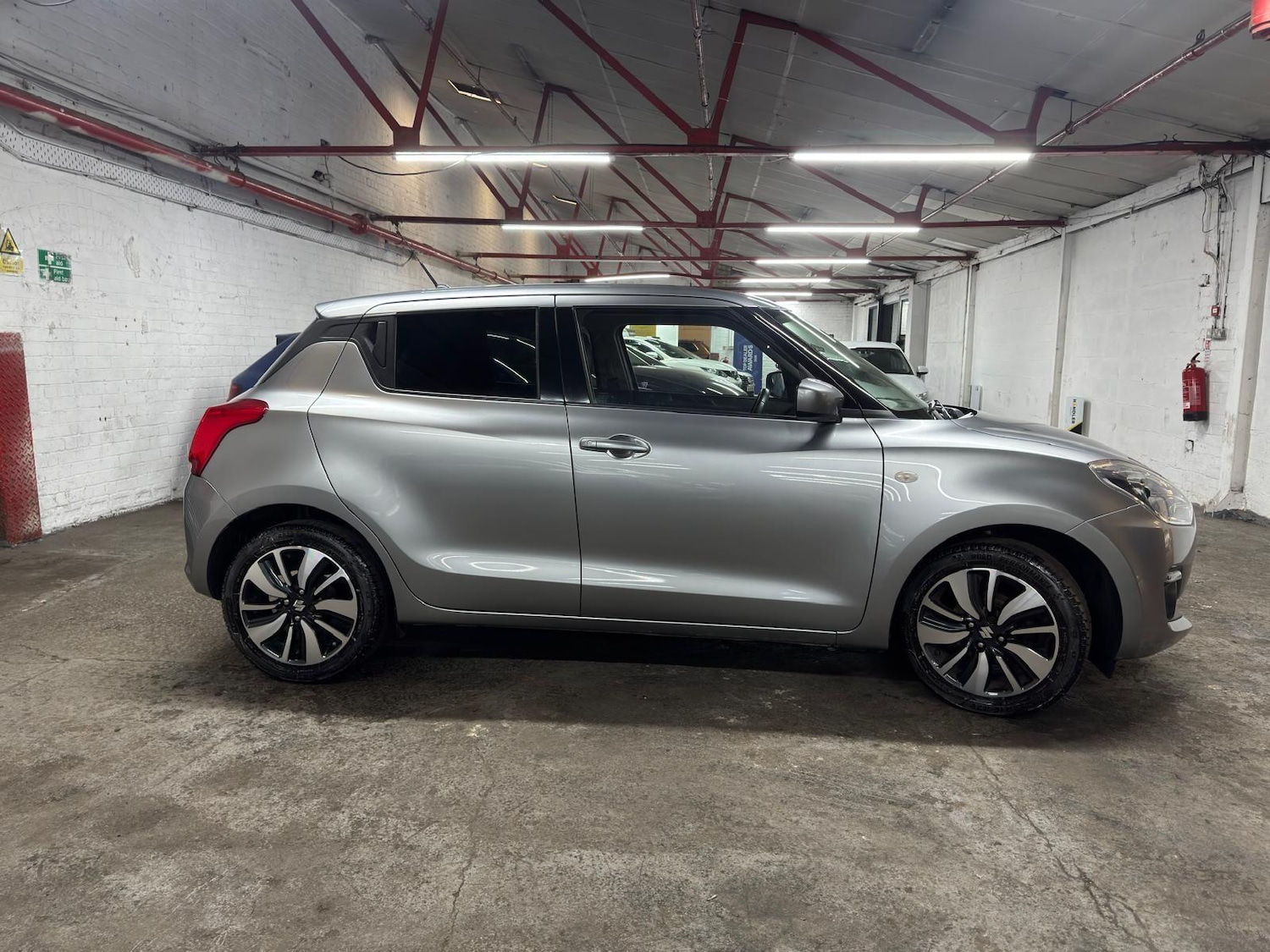 Used Suzuki Swift for sale - 78214836: Photo 9