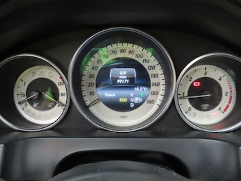 Used Mercedes-Benz E-Class 2013 for sale - 75927924: Photo