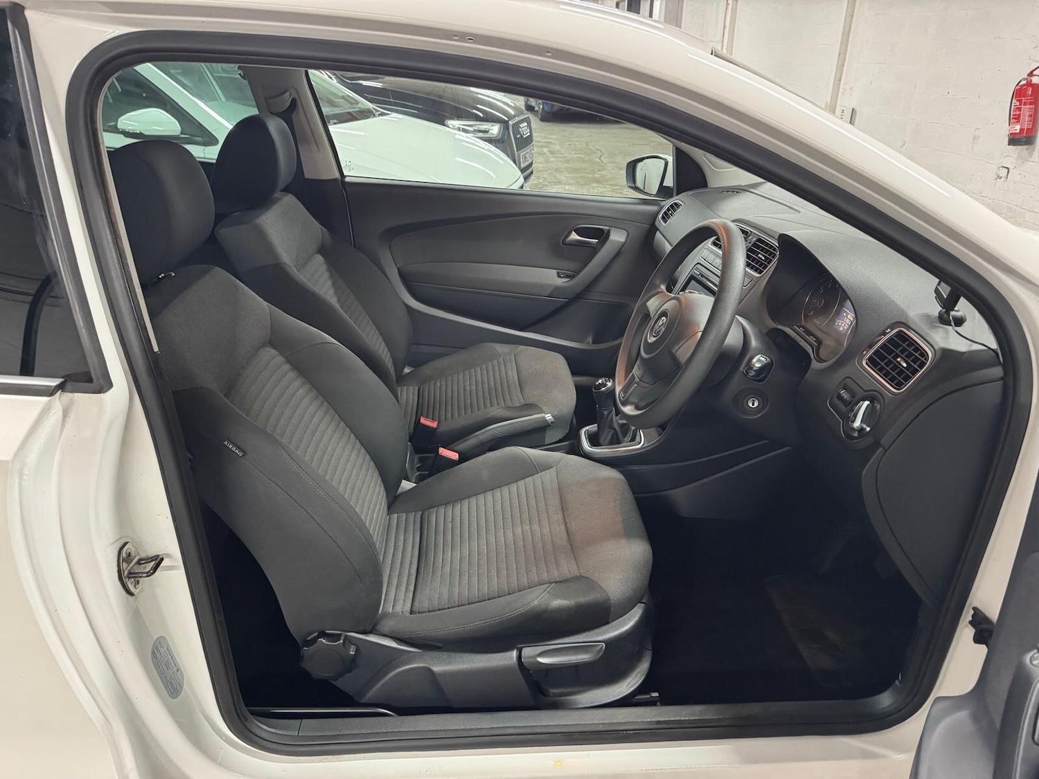 Used Volkswagen Polo for sale - 77824856: Photo 12