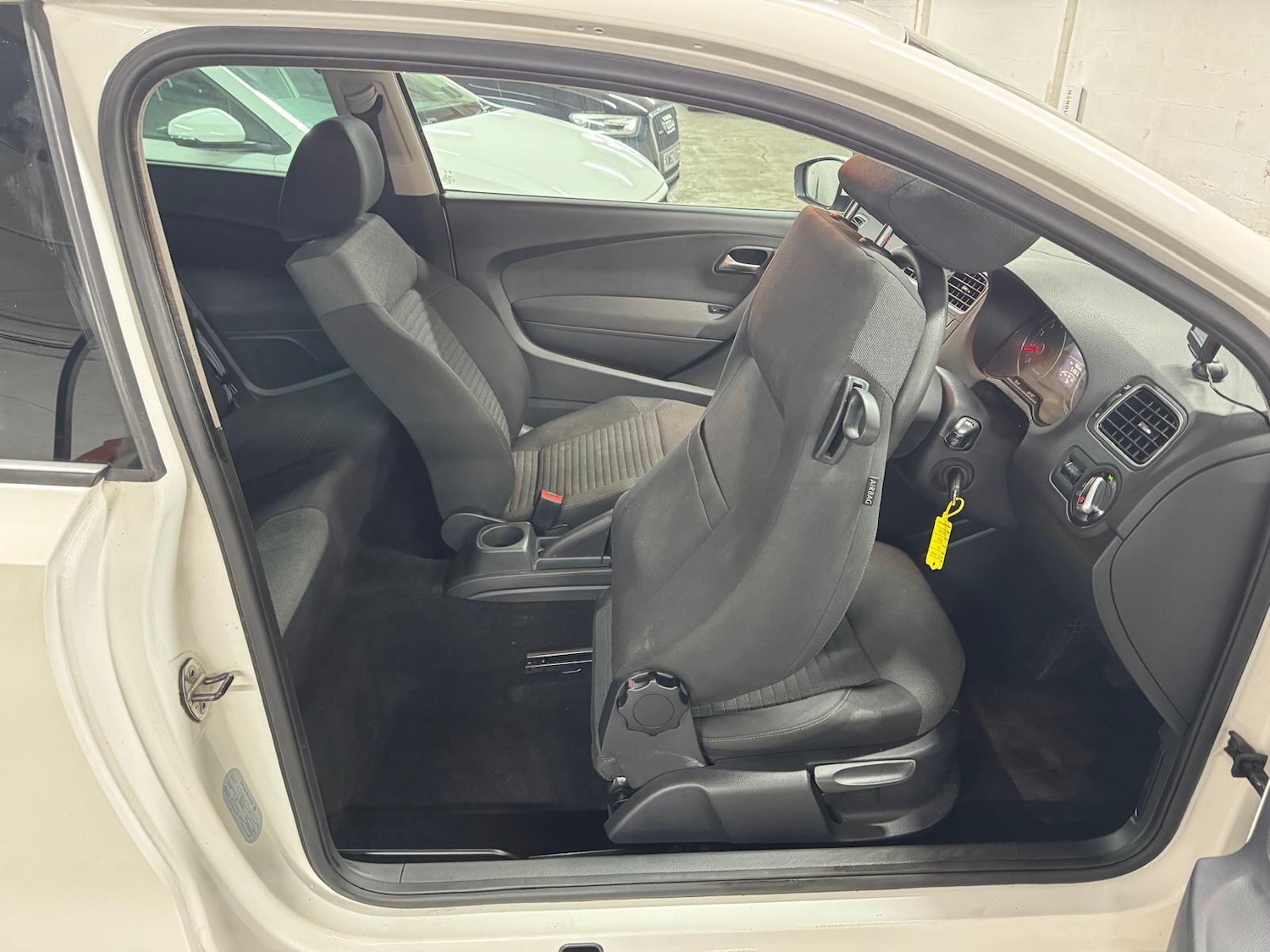 Used Volkswagen Polo for sale - 77824856: Photo 24