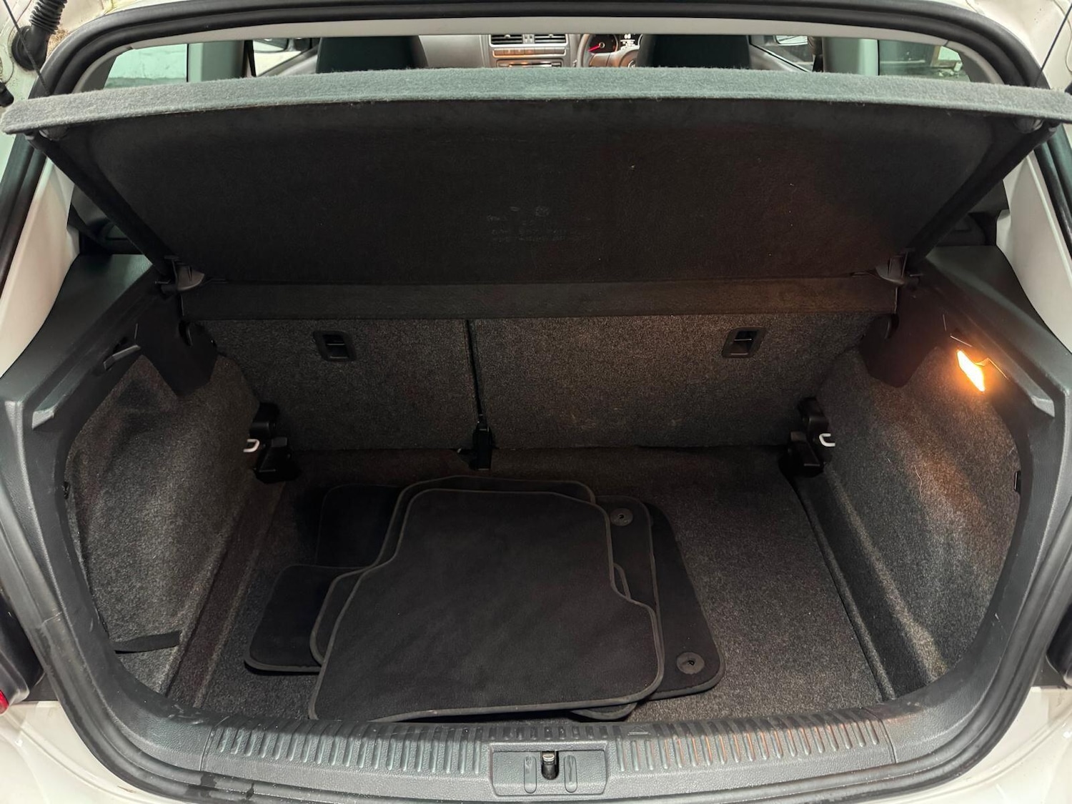 Used Volkswagen Polo for sale - 77824856: Photo 31