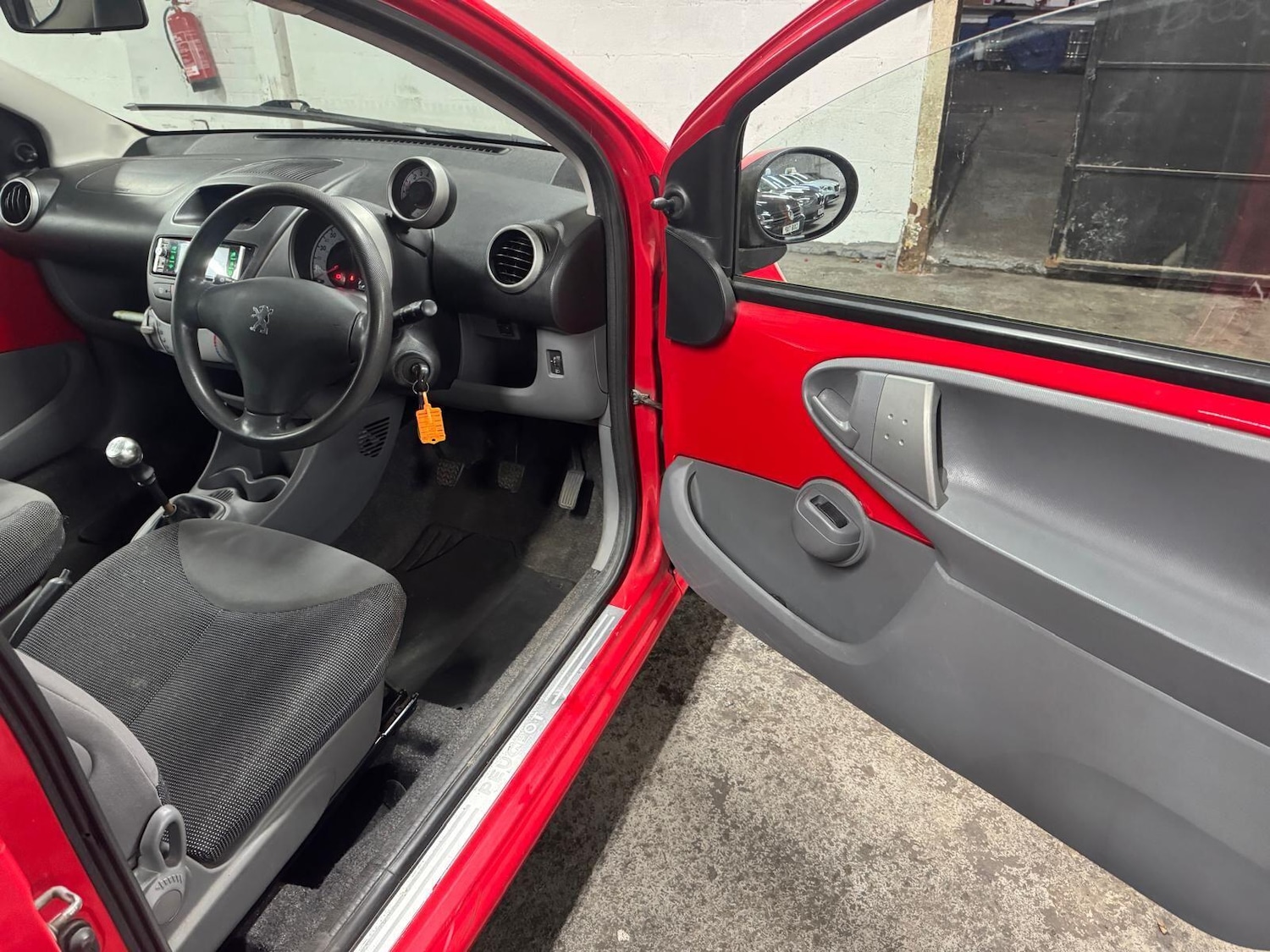 Used Peugeot 107 2008 for sale - 77524657: Photo 22