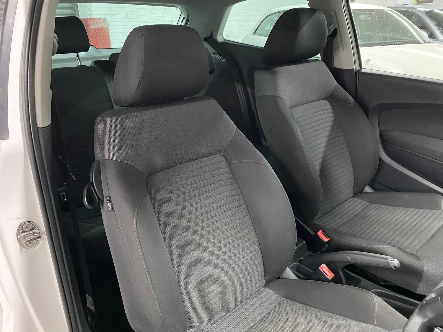 Used Volkswagen Polo 2012 for sale - 76306697: Photo 12