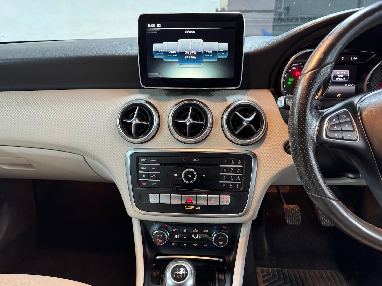 Used Mercedes-Benz A-Class 2016 for sale - 77016737: Photo 24