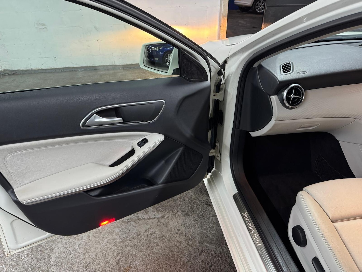 Used Mercedes-Benz A-Class 2016 for sale - 77016737: Photo 46