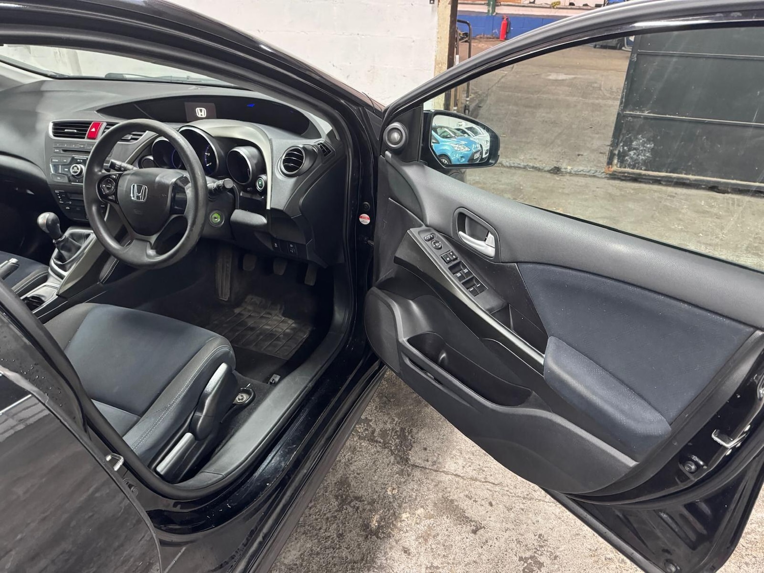 Used Honda Civic 2014 for sale - 76801525: Photo 14