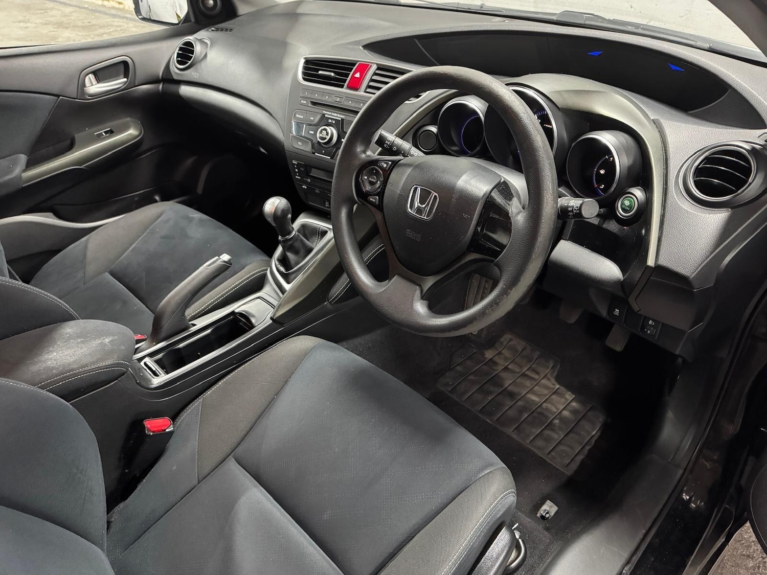 Used Honda Civic 2014 for sale - 76801525: Photo 18