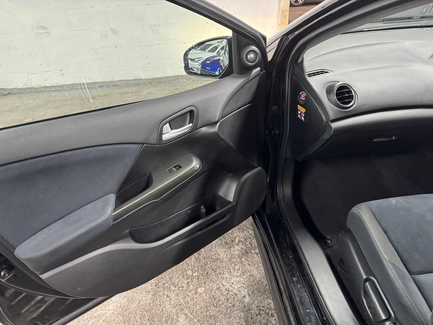 Used Honda Civic 2014 for sale - 76801525: Photo 43