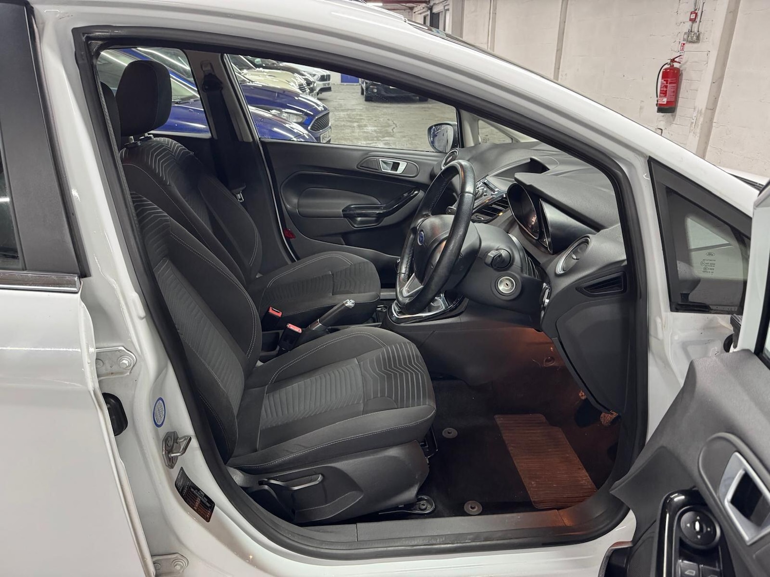 Used Ford Fiesta 2013 for sale - 76850473: Photo 17