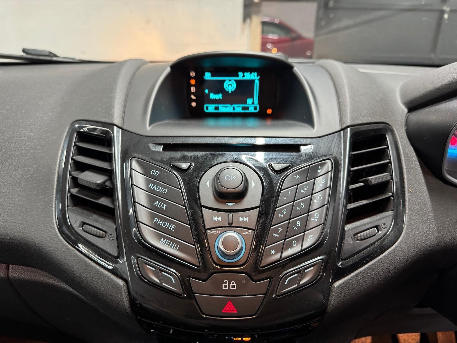 Used Ford Fiesta 2013 for sale - 76850473: Photo 23