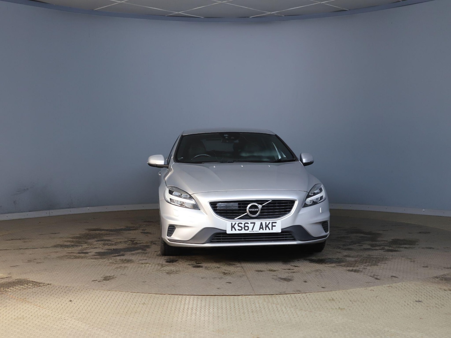 Used Volvo V40 2017 for sale - 76399102: Photo 6