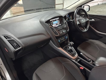 Used Ford Focus 2016 for sale - 79401142: Photo
