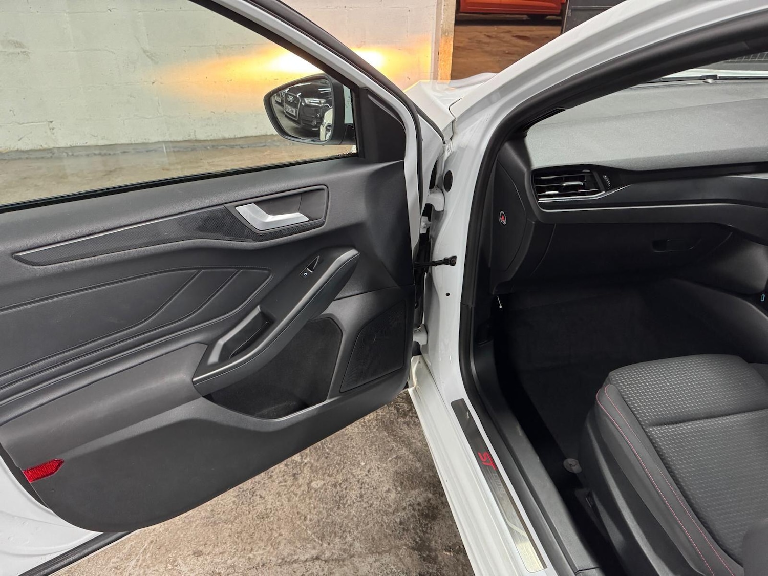 Used Ford Focus 2019 for sale - 77585589: Photo 33