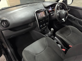 Used Renault Clio 2015 for sale - 79362647: Photo