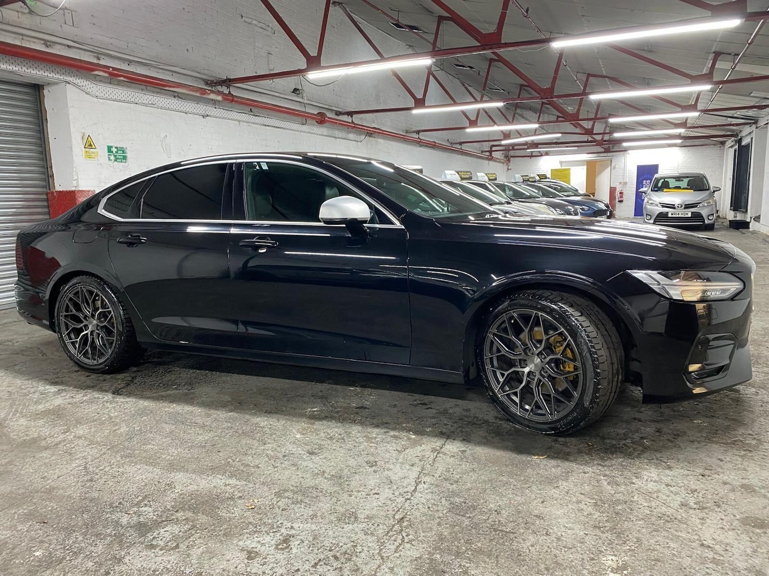 Used Volvo S90 2018 for sale - 76399379: Photo 12