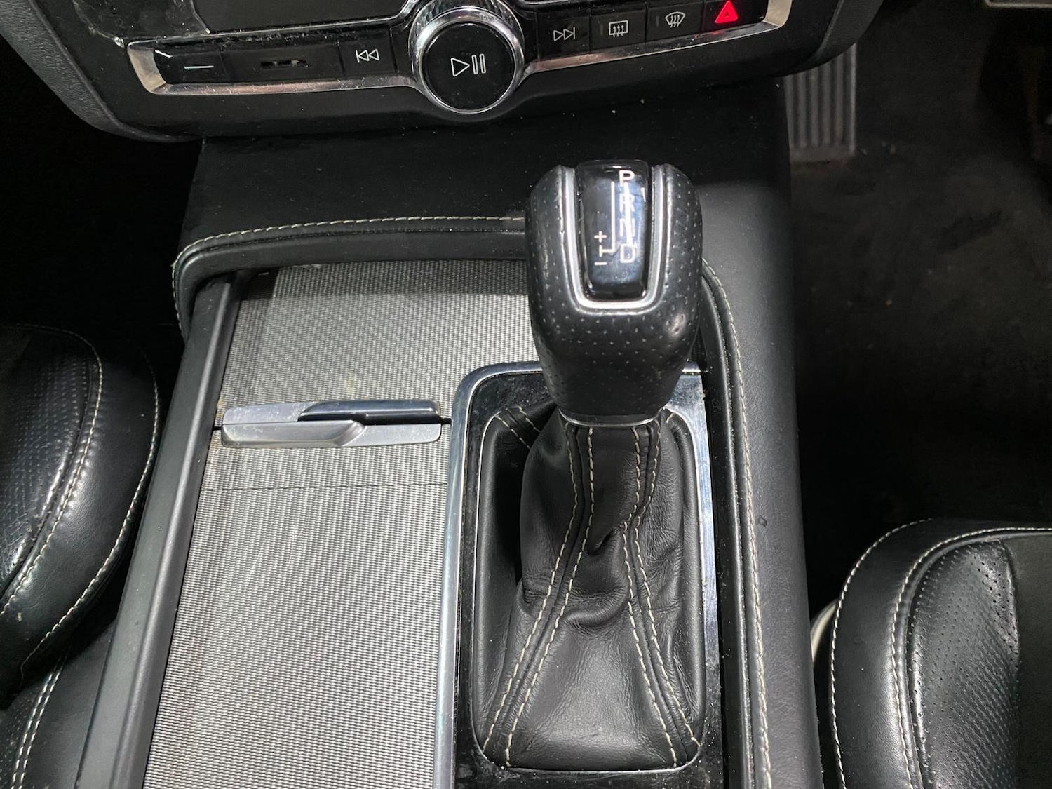 Used Volvo S90 2018 for sale - 76399379: Photo 21