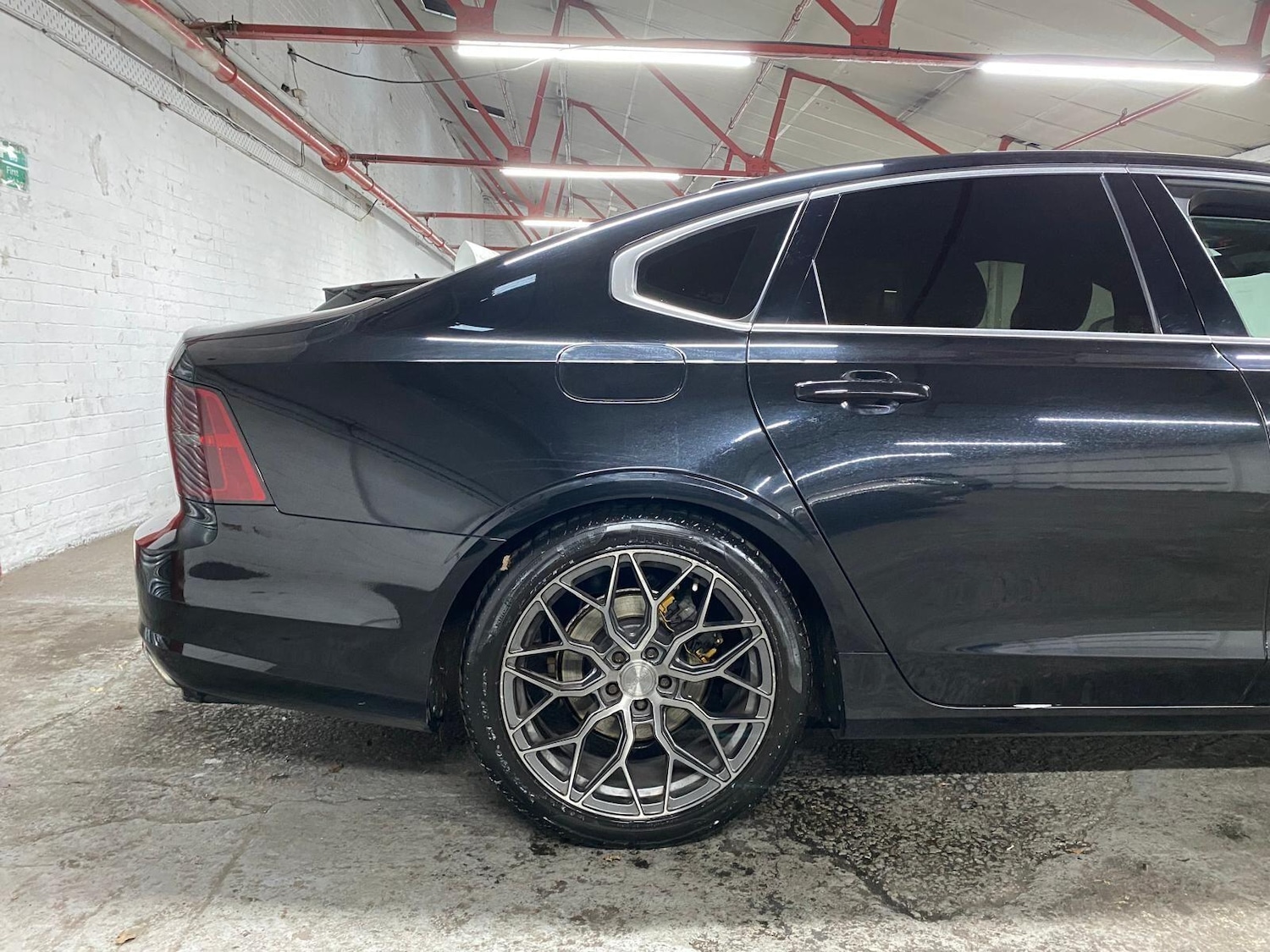 Used Volvo S90 2018 for sale - 76399379: Photo 33