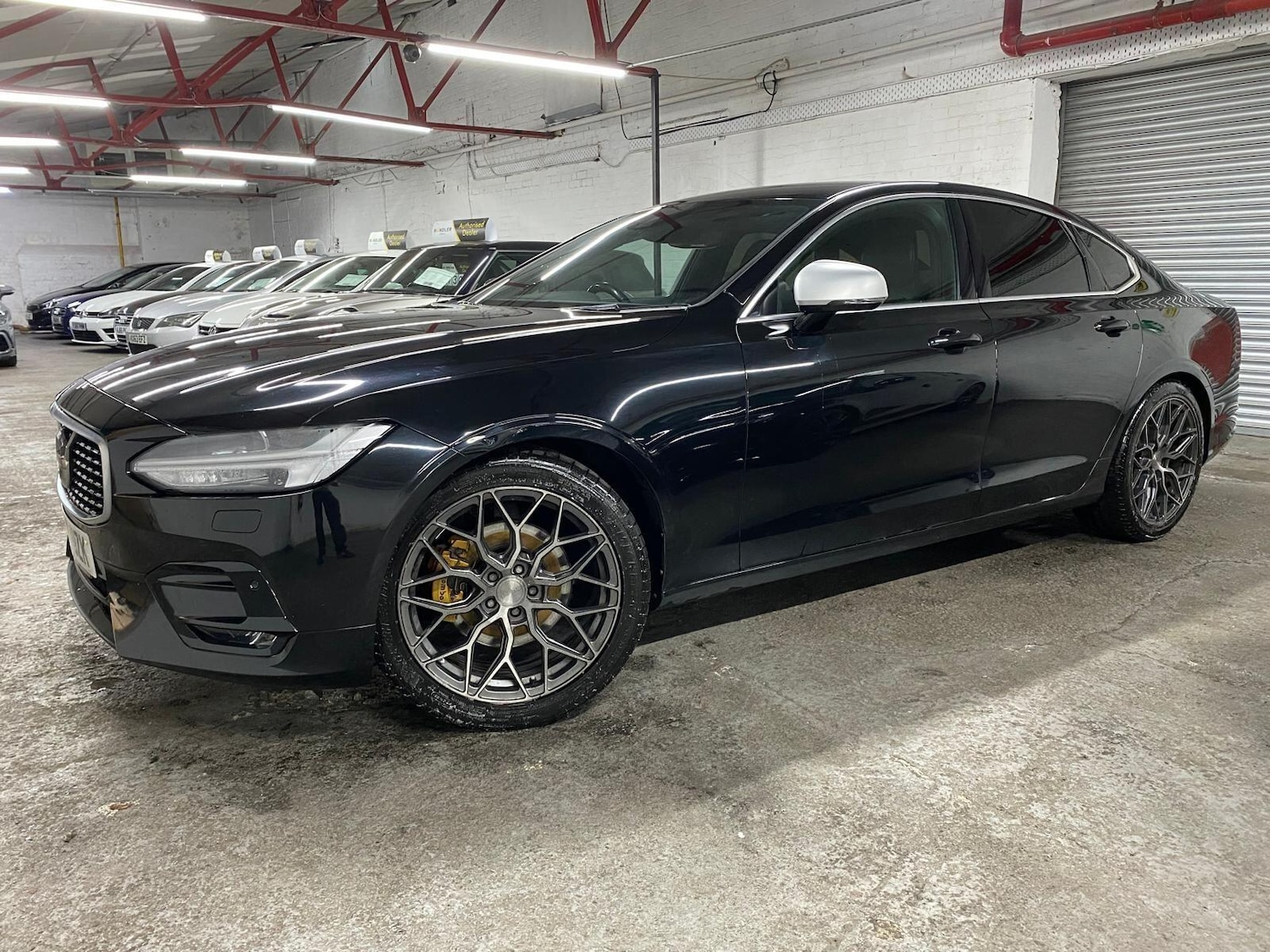 Used Volvo S90 2018 for sale - 76399379: Photo 4