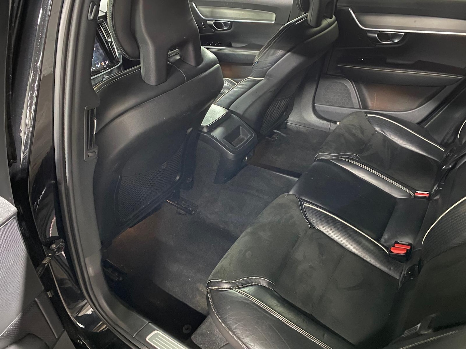 Used Volvo S90 2018 for sale - 76399379: Photo 40