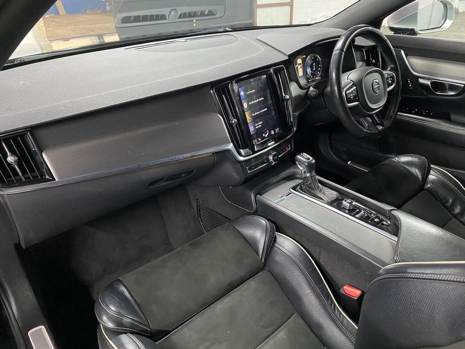 Used Volvo S90 2018 for sale - 76399379: Photo 41