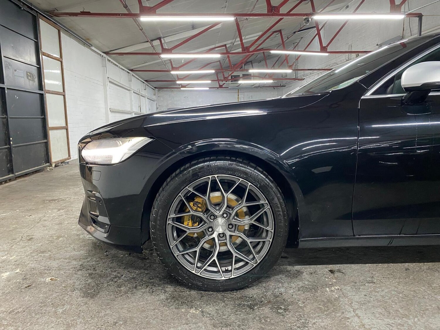 Used Volvo S90 2018 for sale - 76399379: Photo 48