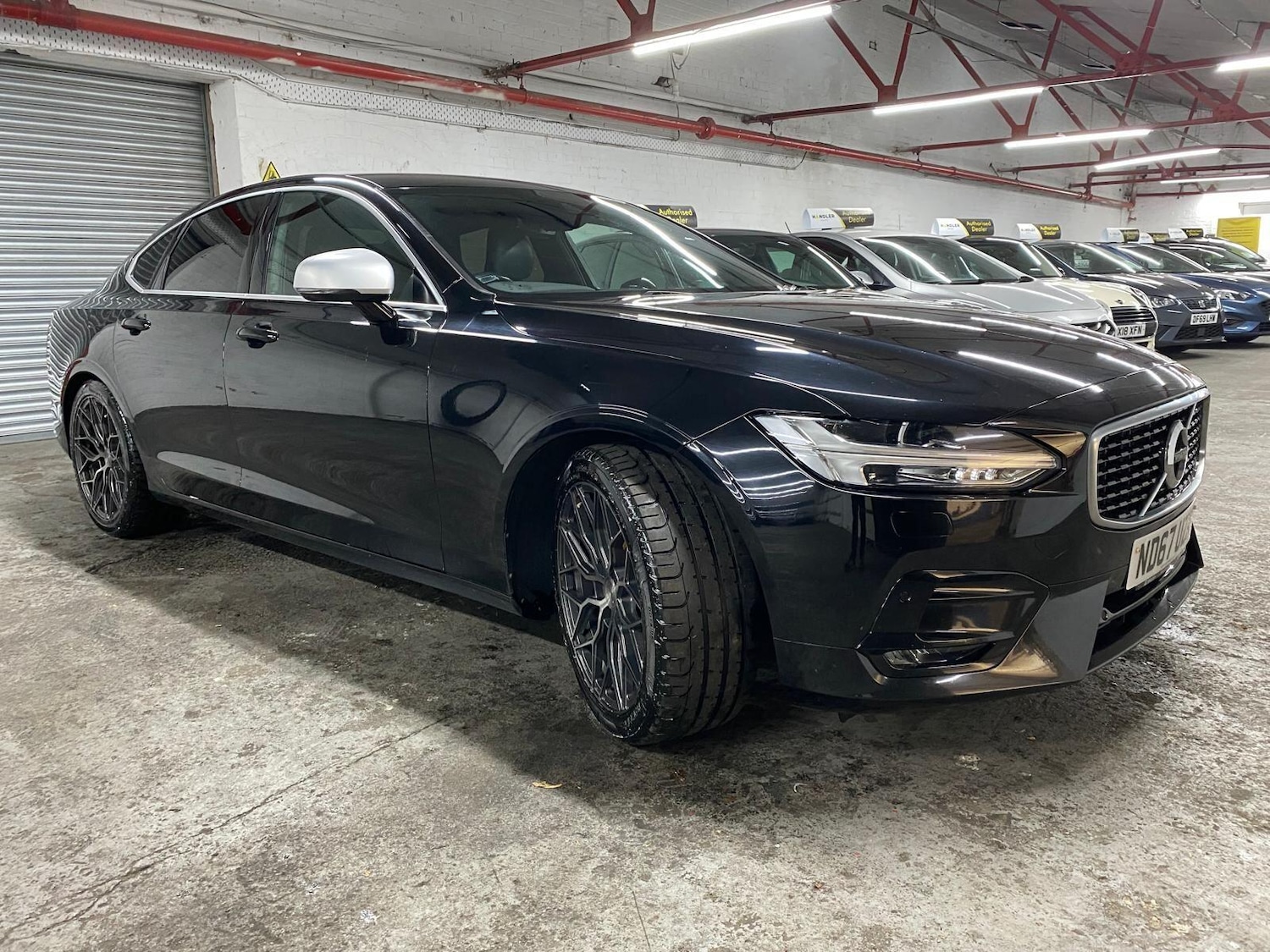 Used Volvo S90 2018 for sale - 76399379: Photo 6