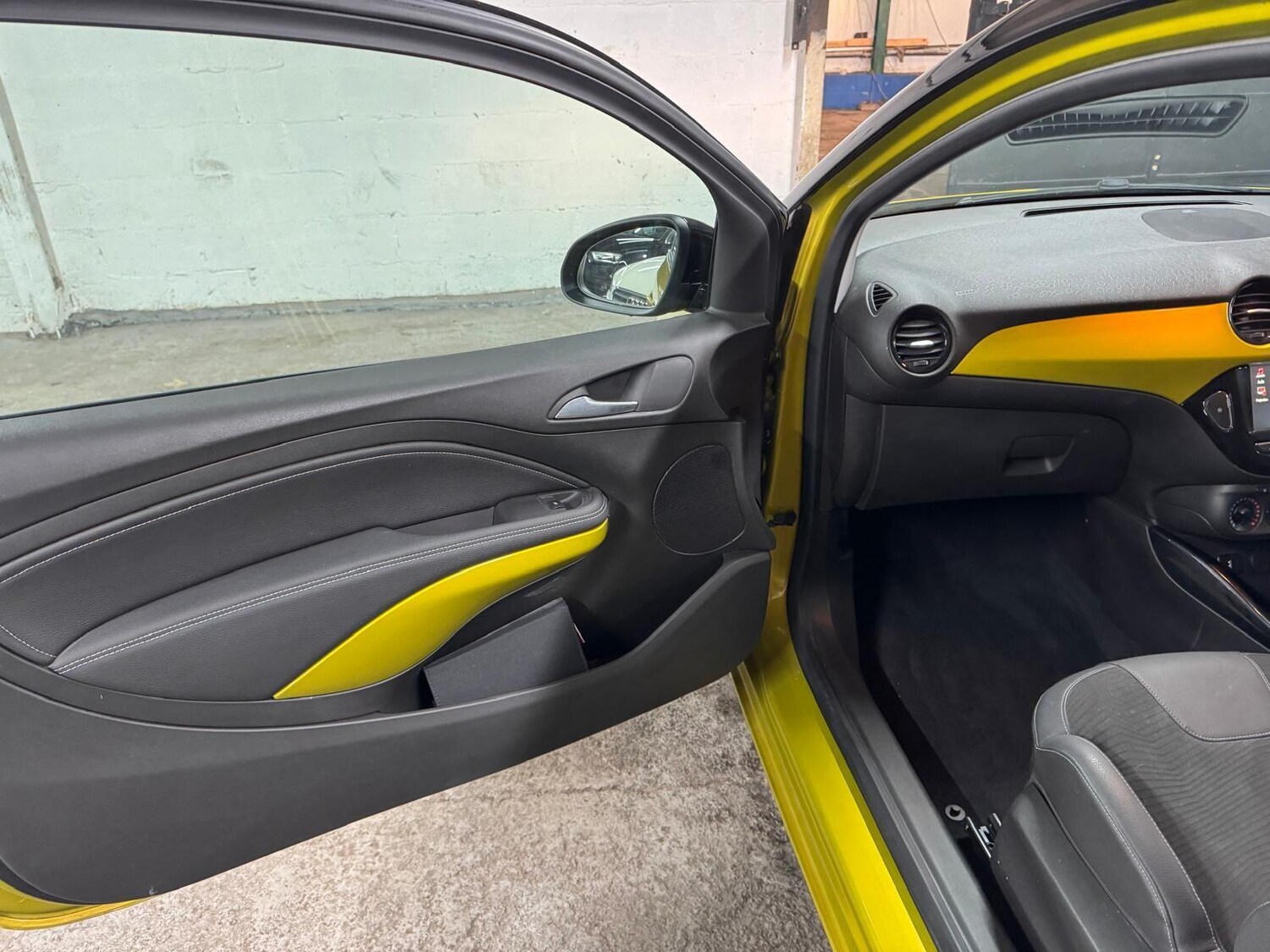 Used Vauxhall ADAM 2018 for sale - 77625839: Photo 18