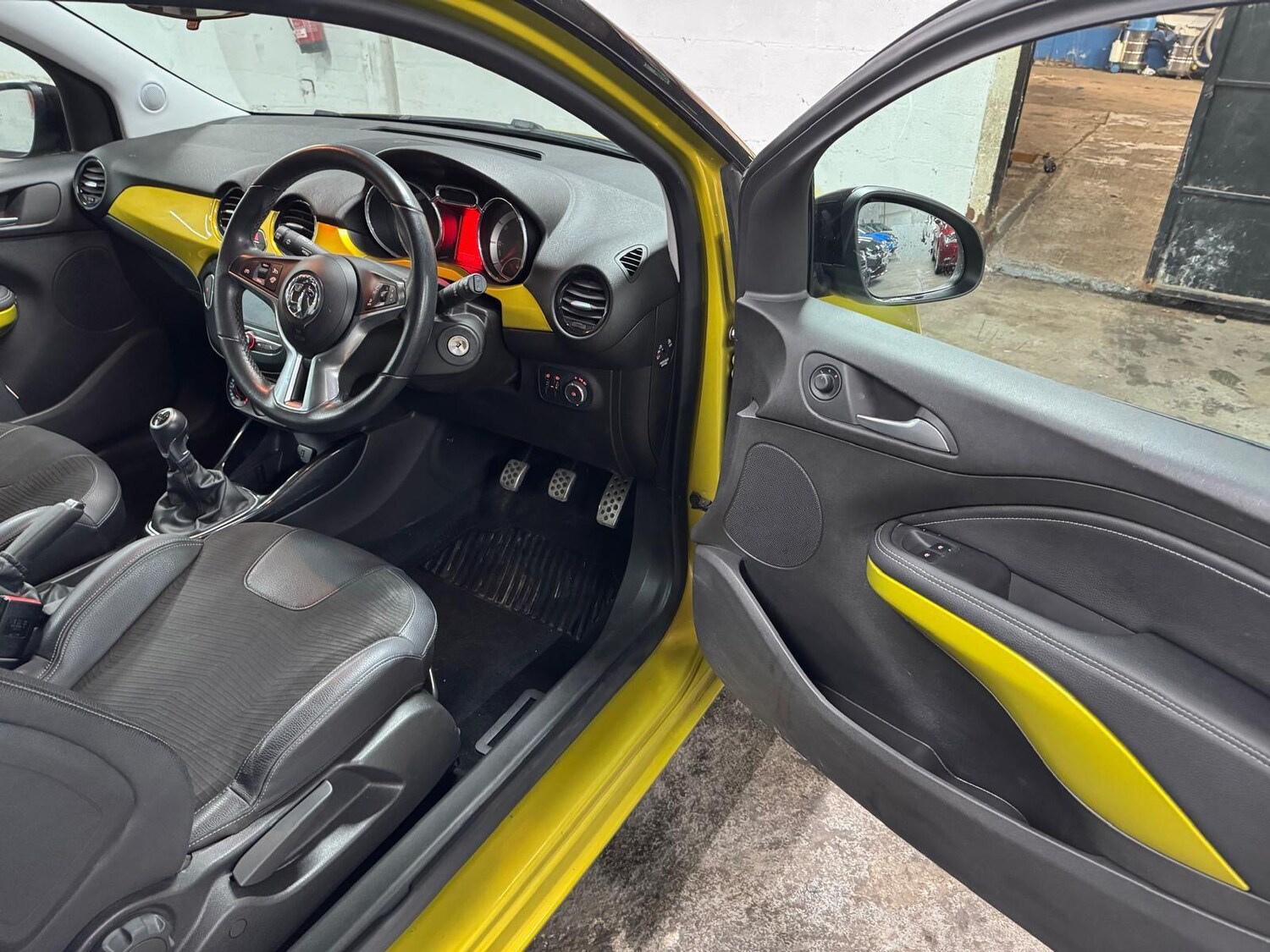 Used Vauxhall ADAM 2018 for sale - 77625839: Photo 46