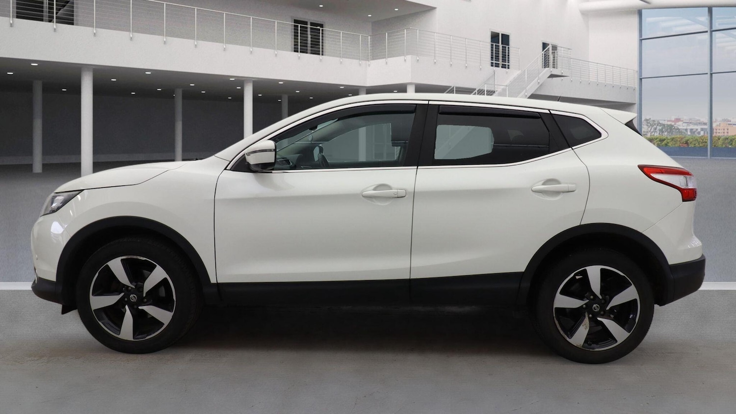 Used Nissan Qashqai 2015 for sale - 78072969: Photo 5