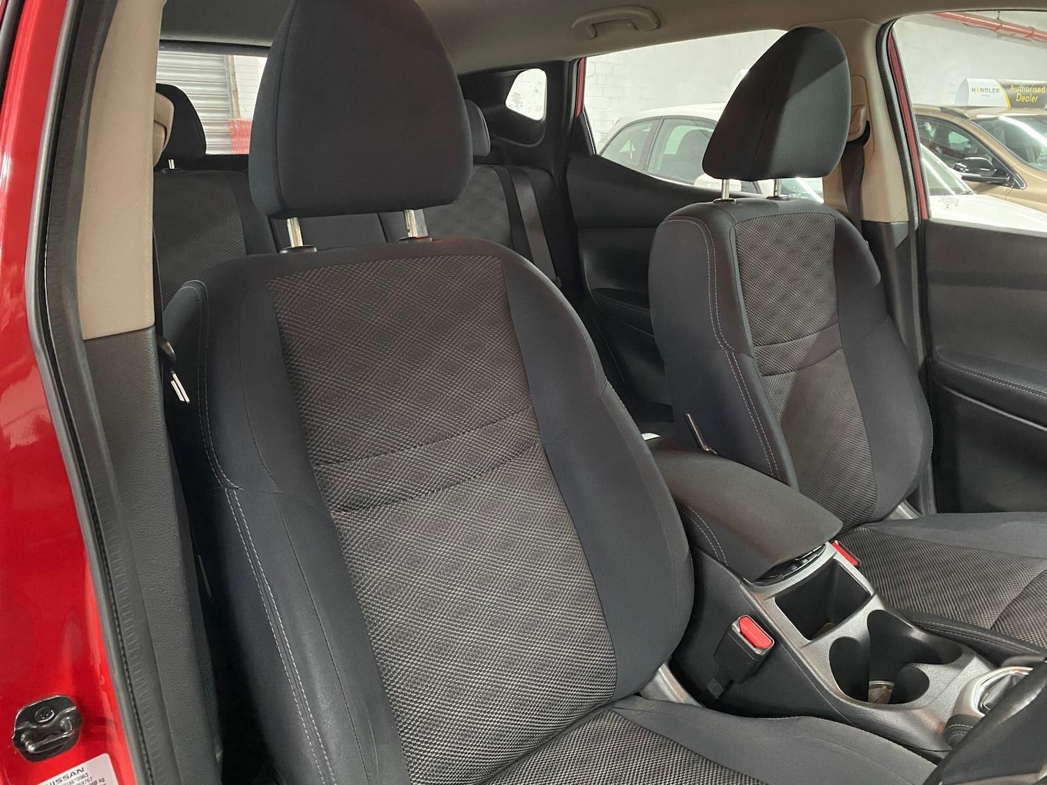 Used Nissan Qashqai 2014 for sale - 75978390: Photo 17