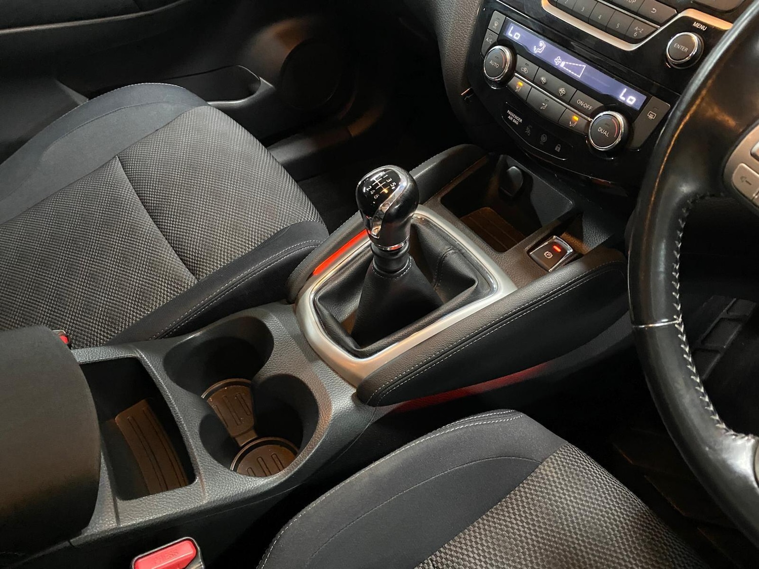 Used Nissan Qashqai 2014 for sale - 75978390: Photo 4