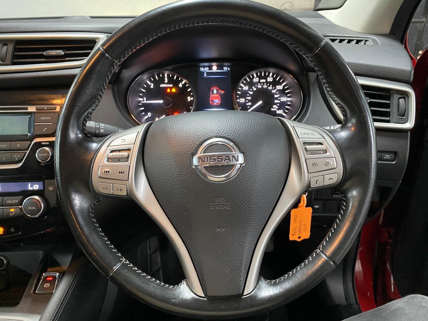 Used Nissan Qashqai 2014 for sale - 75978390: Photo 9