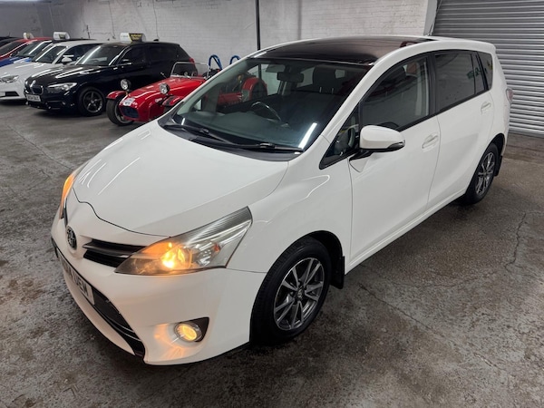 Used Toyota Verso 2014 for sale - 75493184: Photo 1