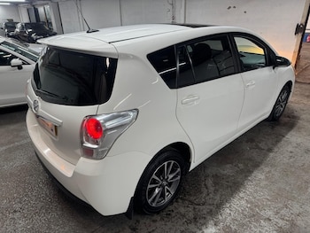 Used Toyota Verso 2014 for sale - 75493184: Photo