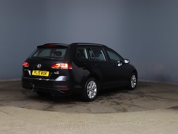 Used Volkswagen Golf 2015 for sale - 76238689: Photo 3