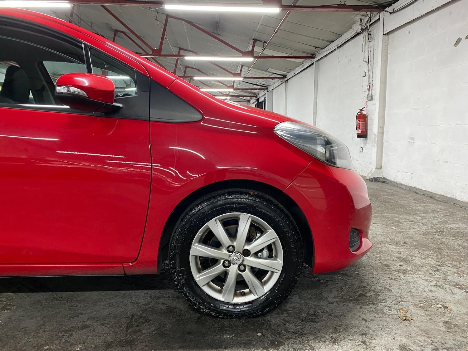 Used Toyota Yaris 2013 for sale - 76424580: Photo 10