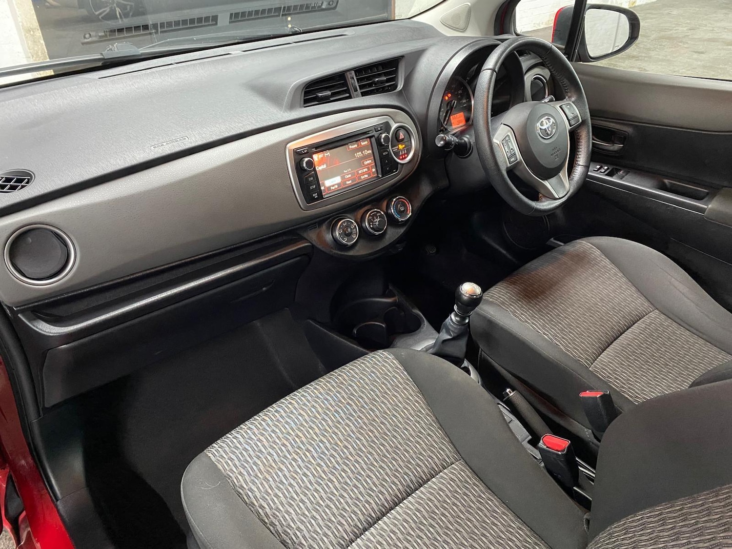 Used Toyota Yaris 2013 for sale - 76424580: Photo 18