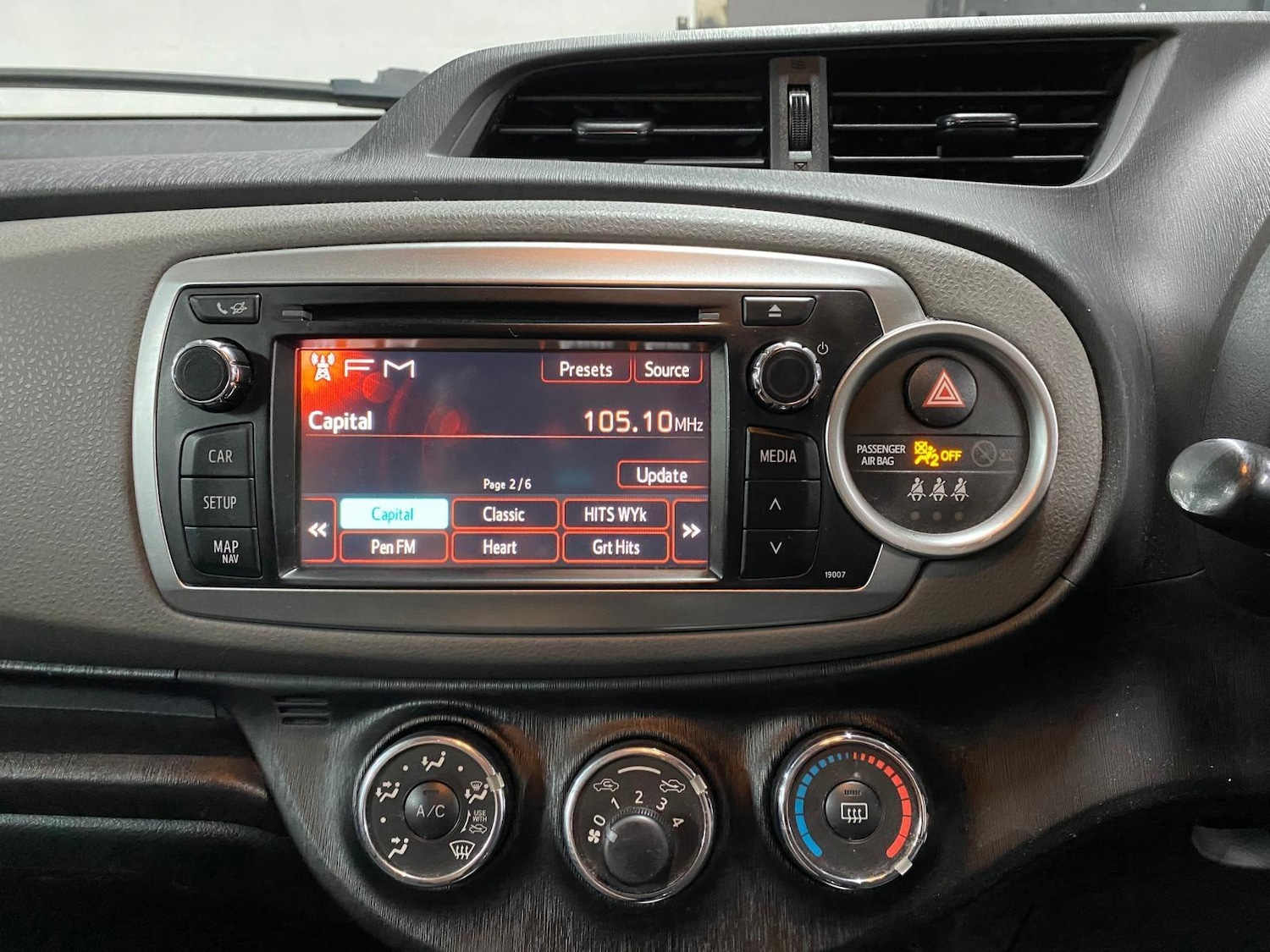 Used Toyota Yaris 2013 for sale - 76424580: Photo 35