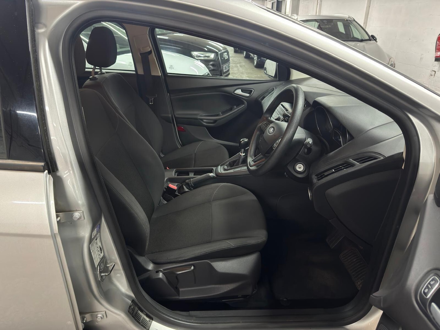 Used Ford Focus 2017 for sale - 78048110: Photo 11