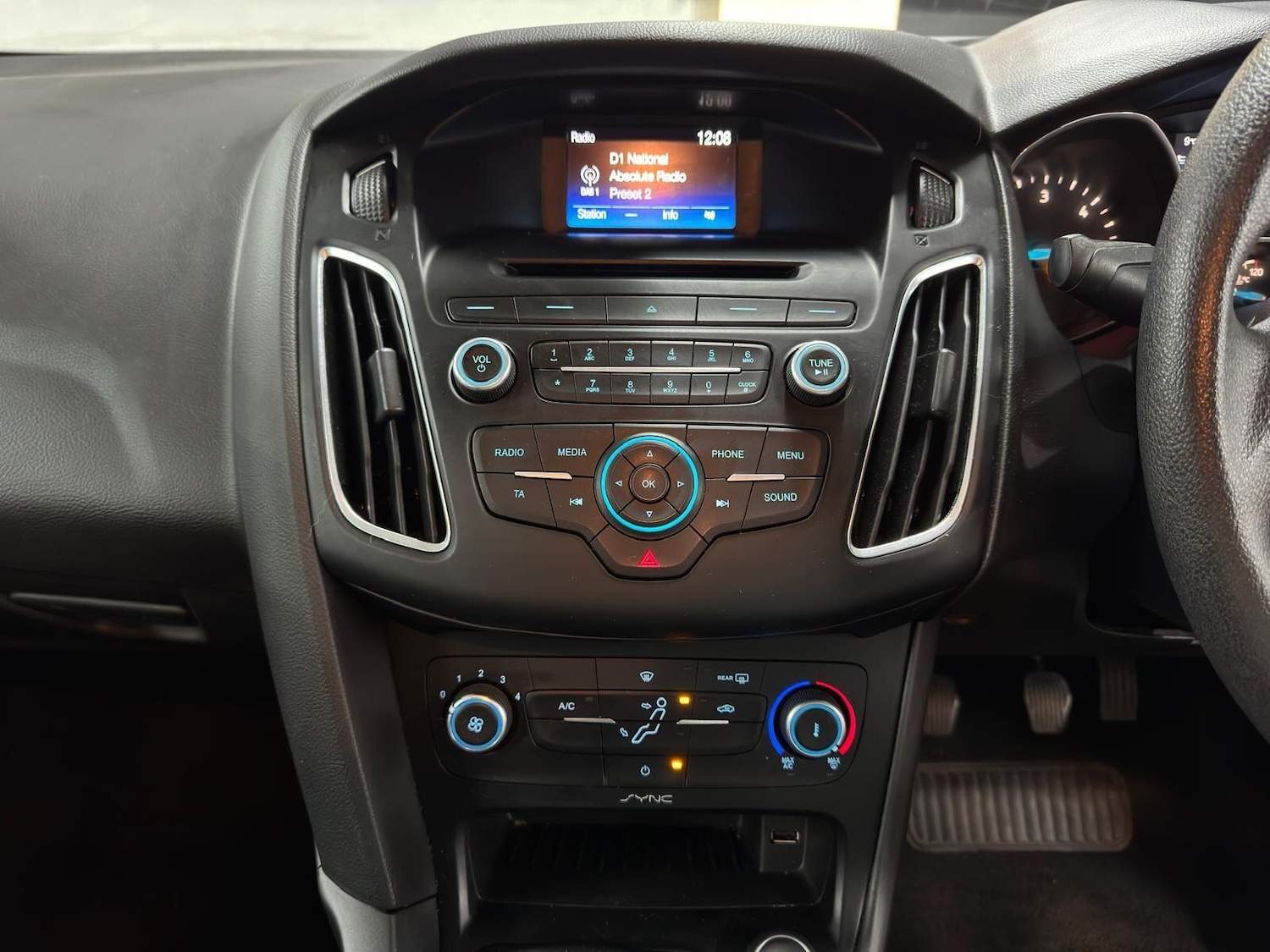 Used Ford Focus 2017 for sale - 78048110: Photo 16