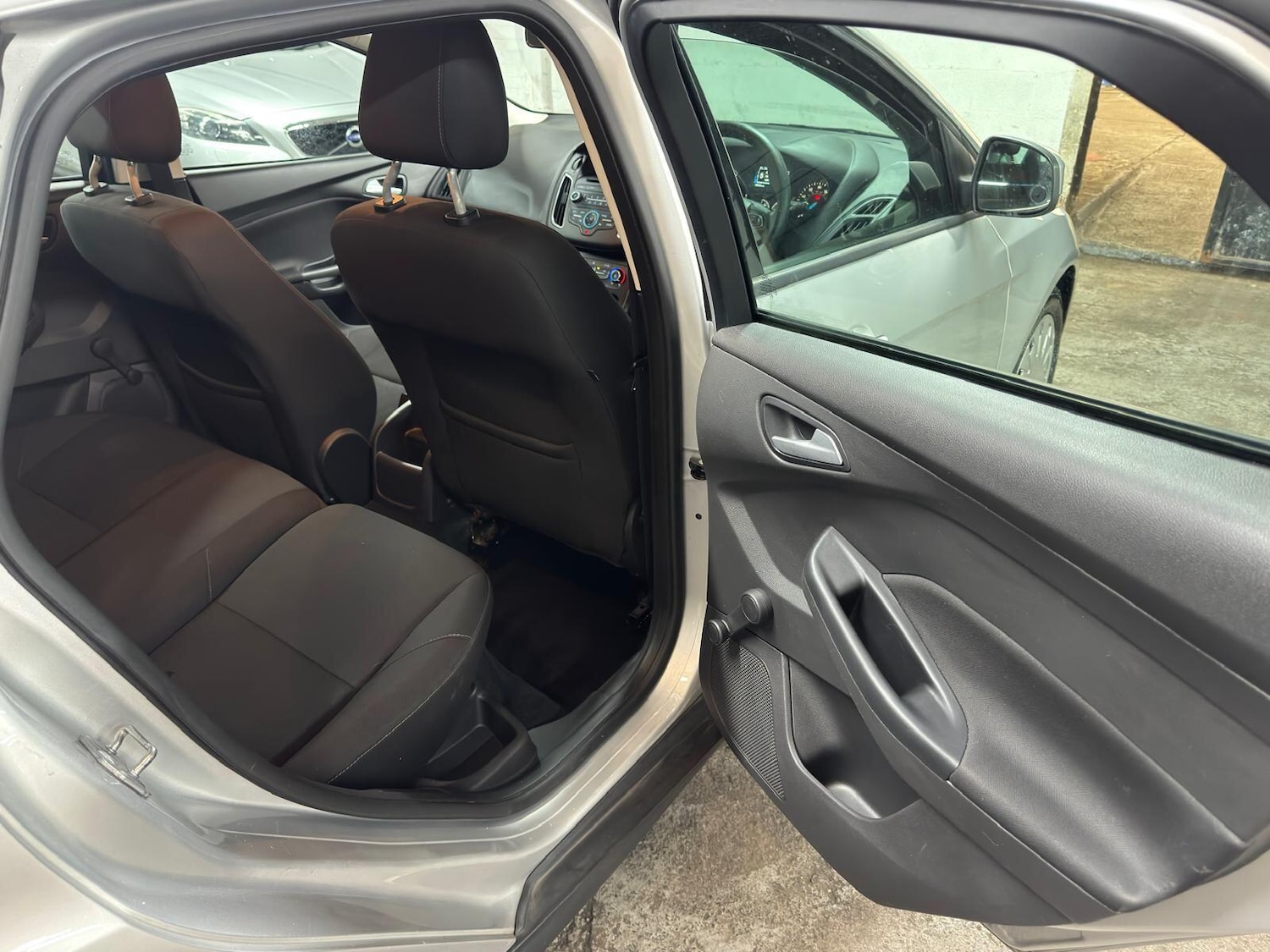 Used Ford Focus 2017 for sale - 78048110: Photo 21