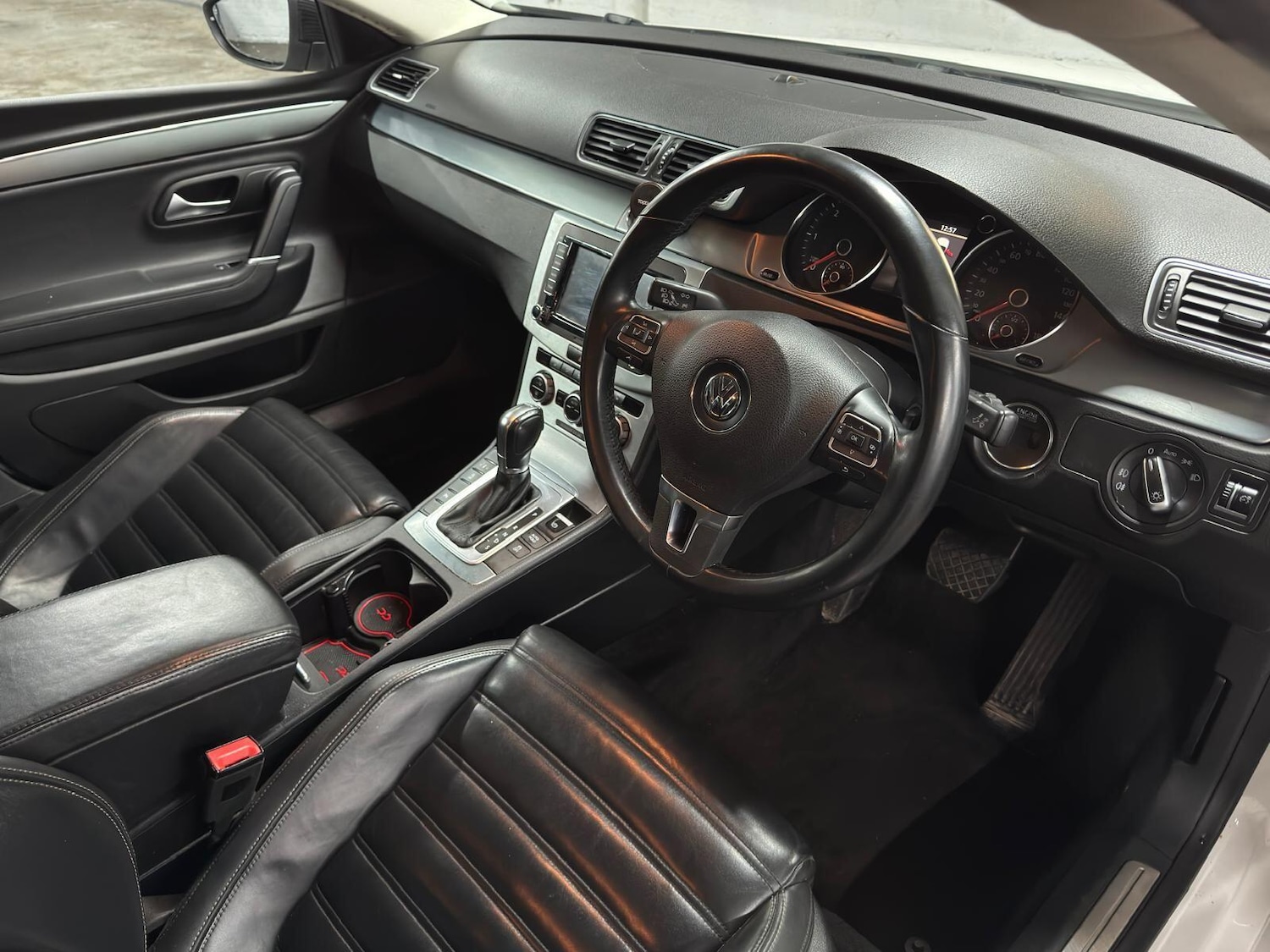 Used Volkswagen CC 2014 for sale - 77633842: Photo 16