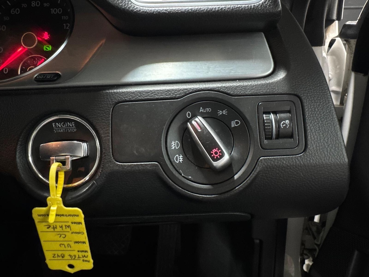 Used Volkswagen CC 2014 for sale - 77633842: Photo 24