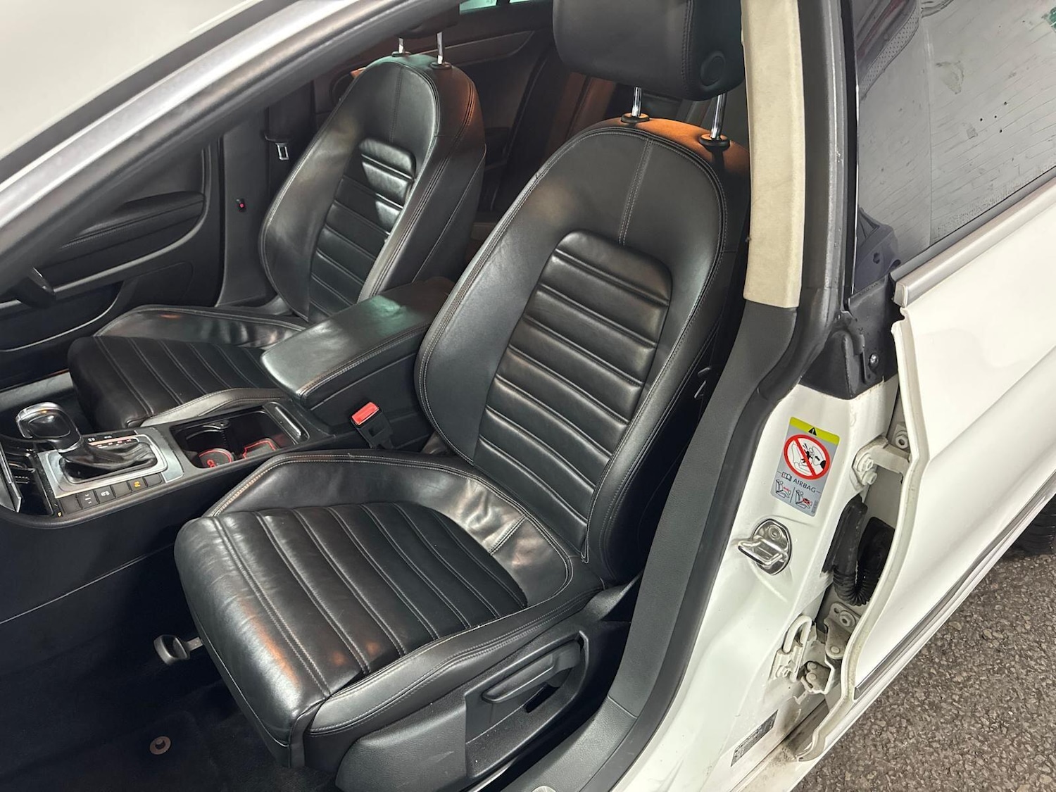 Used Volkswagen CC 2014 for sale - 77633842: Photo 42